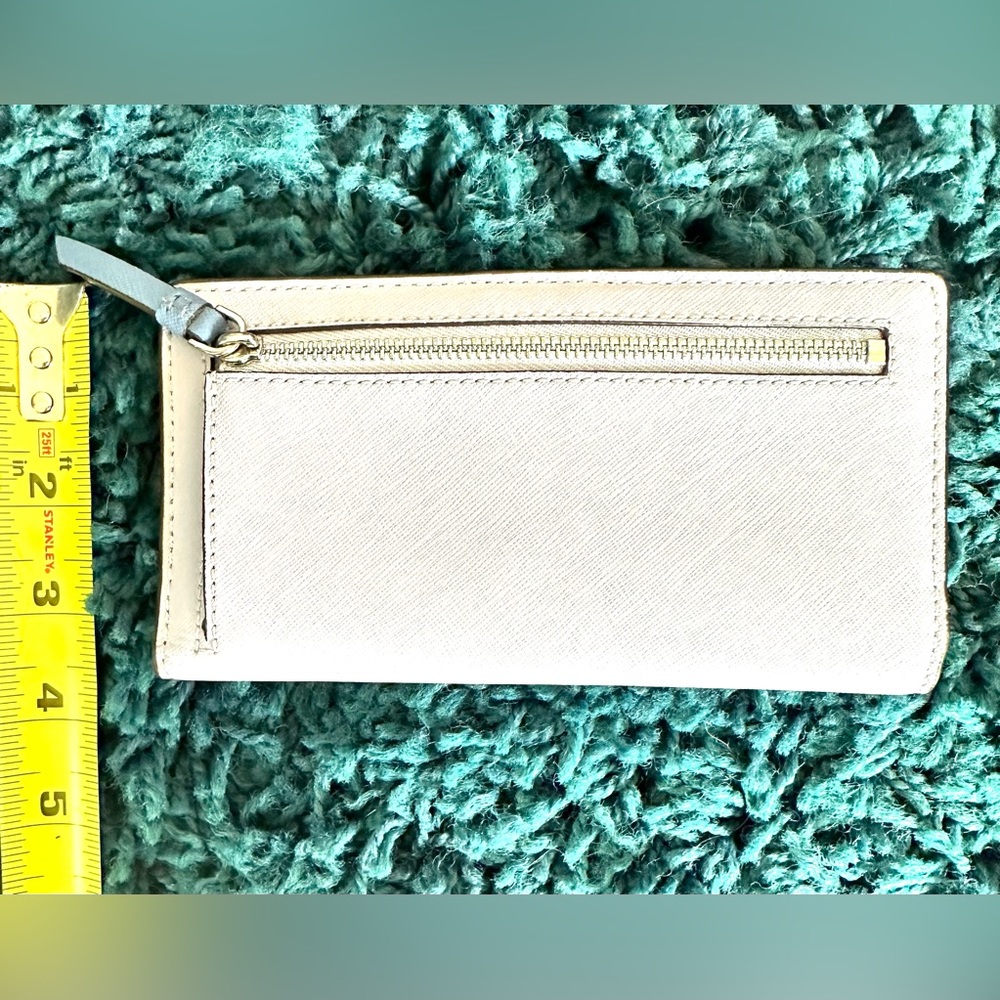 🤍🩷💜 Kate Spade Color Block Wallet 💜🩷🤍 - Picture 4 of 7